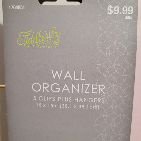 NWT Wall Organizer Gold like detail ✨️ - Picture 5 of 6